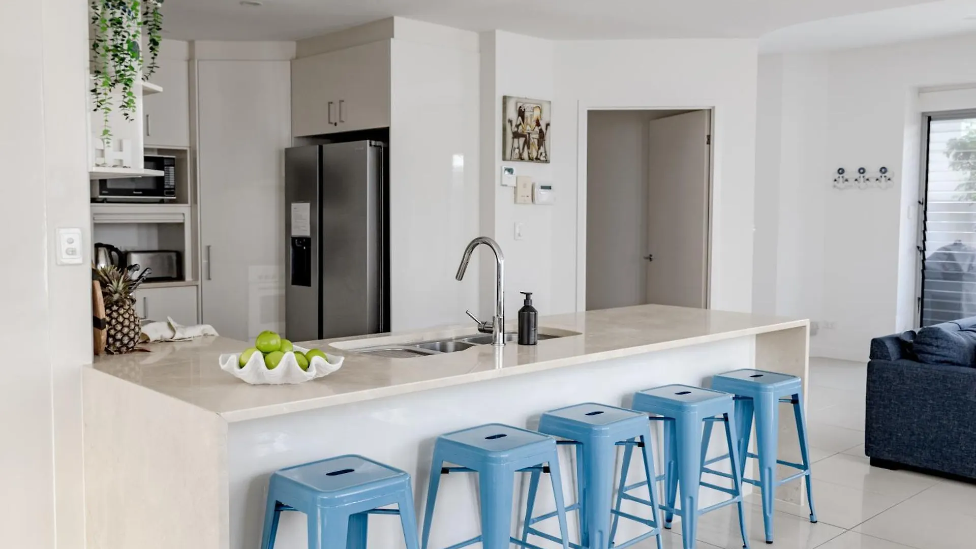 Beach House 4 Brm, 3 Mins Walk To Beach Apartment Alexandra Headland 0*,  Australia