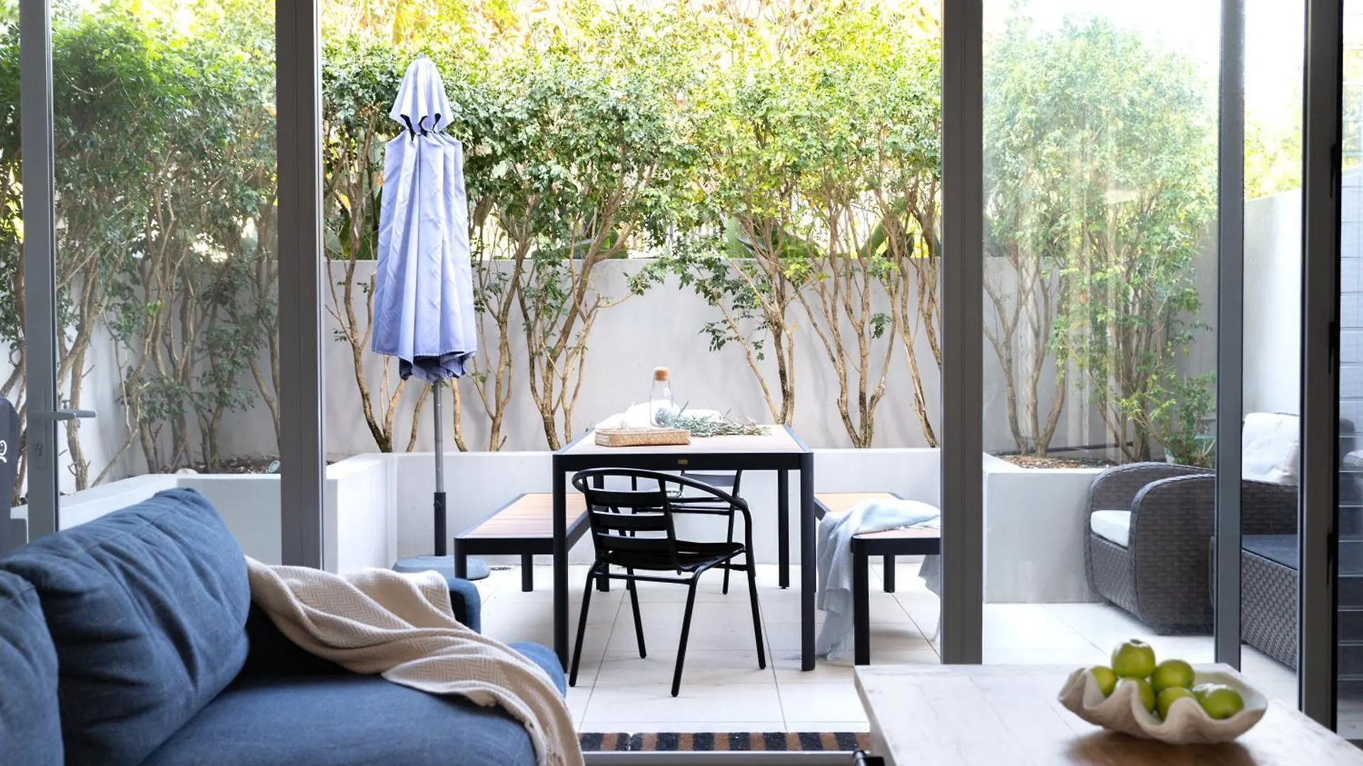 Beach House 4 Brm, 3 Mins Walk To Beach Apartment Alexandra Headland 0*,  Australia
