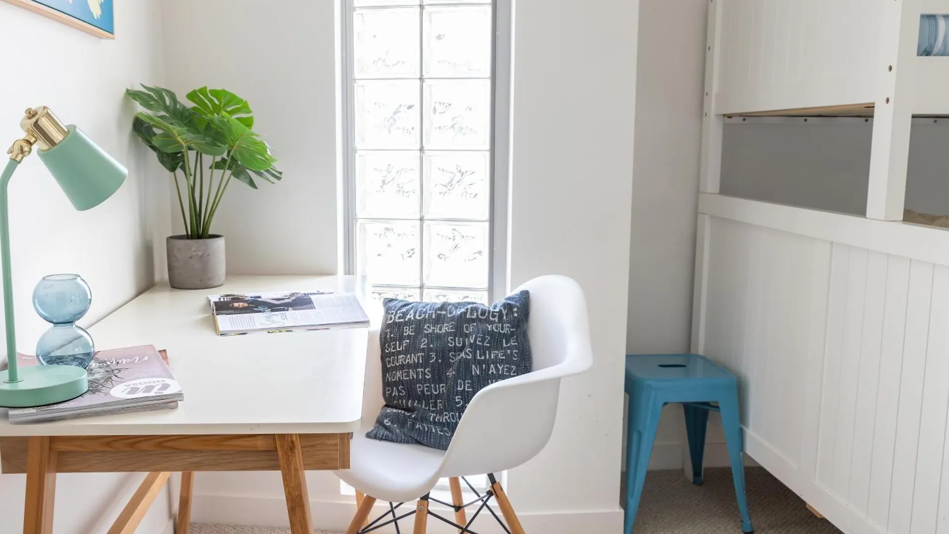 Beach House 4 Brm, 3 Mins Walk To Beach Apartment Alexandra Headland