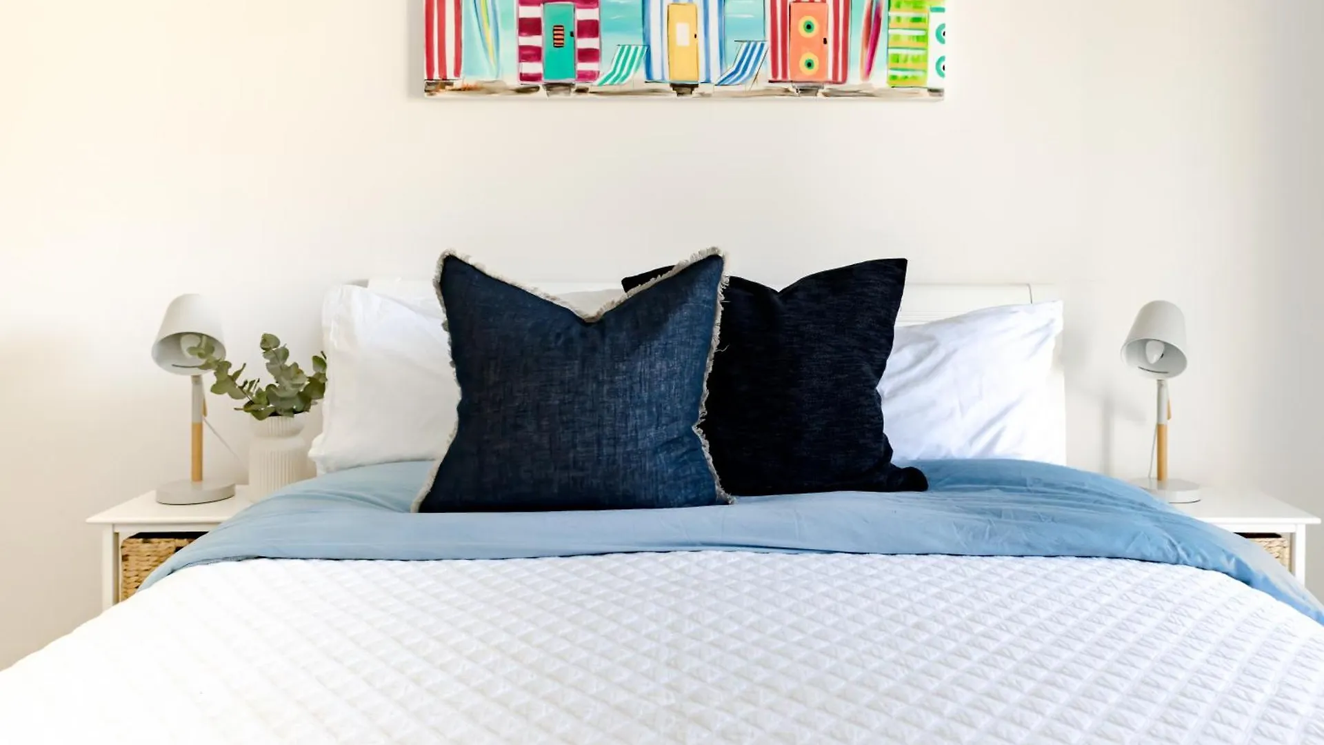 Beach House 4 Brm, 3 Mins Walk To Beach Apartment Alexandra Headland