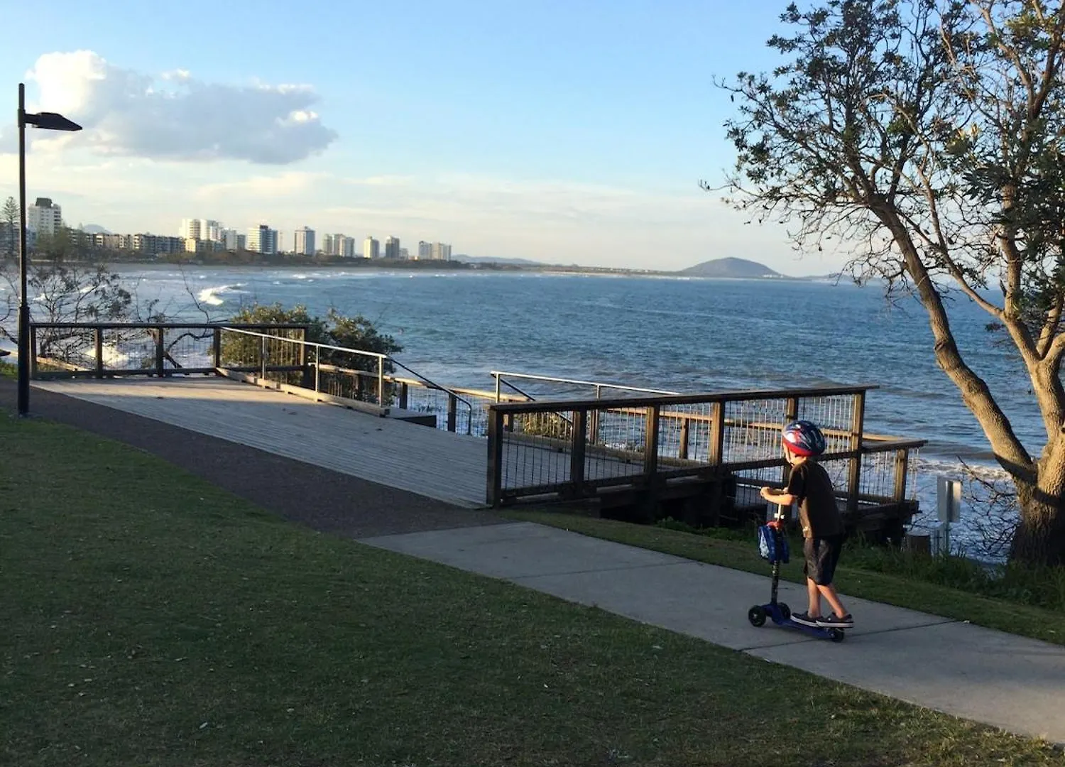Beach House 4 Brm, 3 Mins Walk To Beach Apartment Alexandra Headland