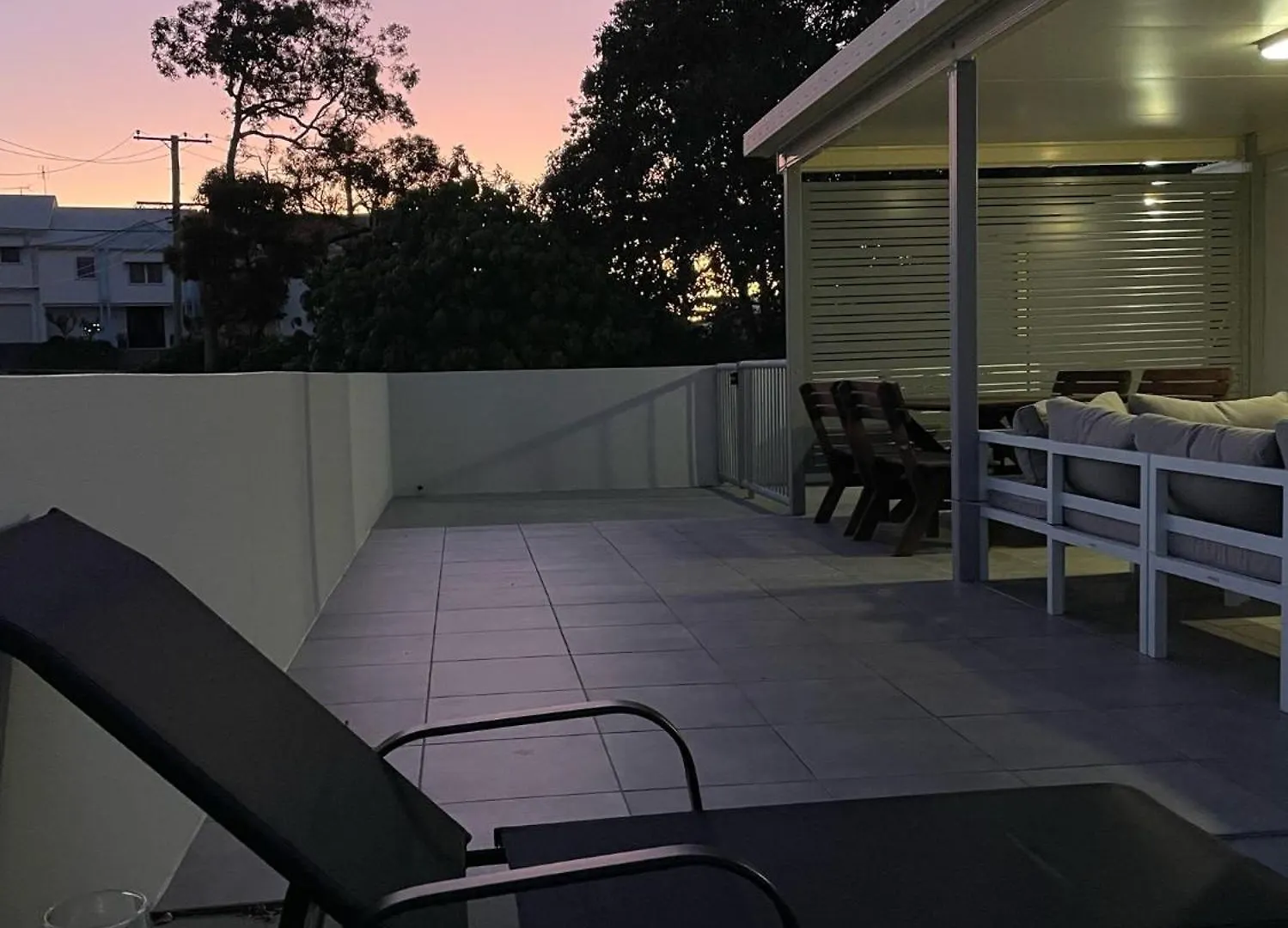 Beach House 4 Brm, 3 Mins Walk To Beach Apartment Alexandra Headland