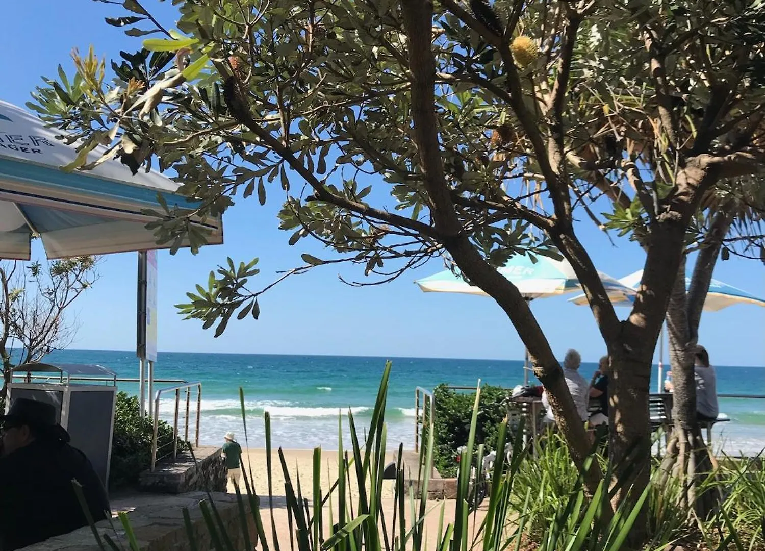 Beach House 4 Brm, 3 Mins Walk To Beach Apartment Alexandra Headland